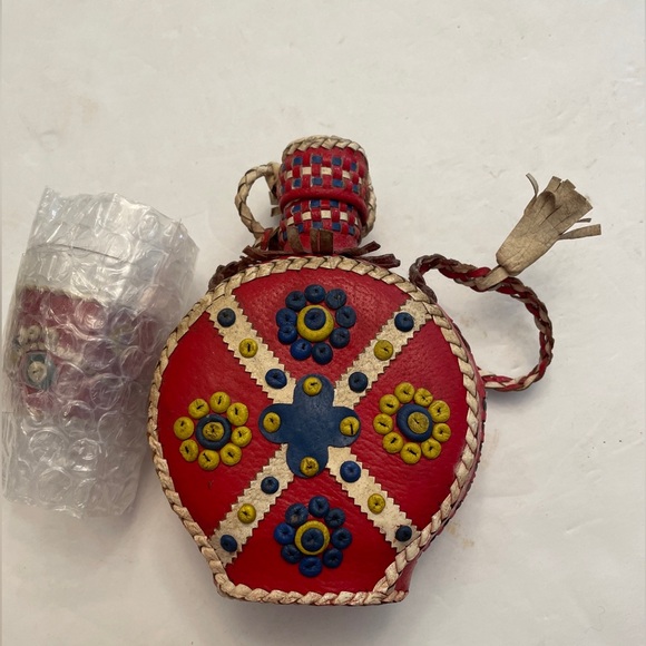 Folk Art Handmade Leather Covered Glass Flask Canteen + Jigger Glass Vintage - Picture 3 of 7